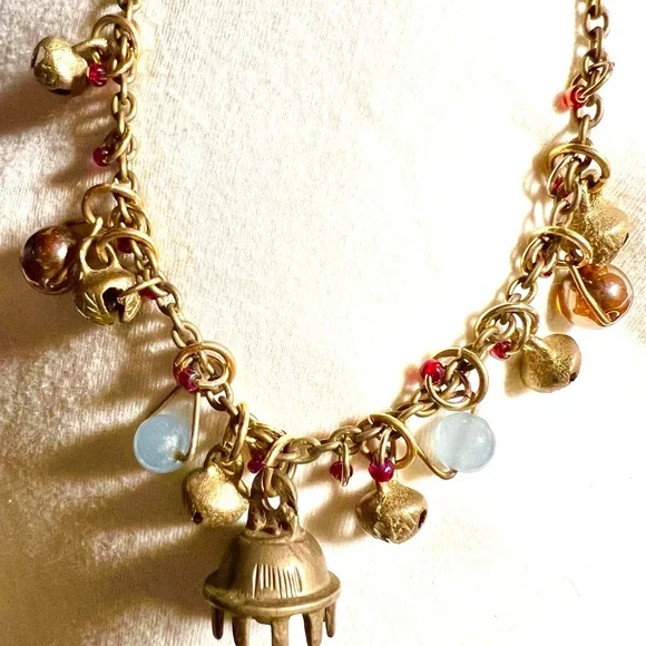 Belly Dancer’s Bracelet and Necklace Set - Picture 4 of 7